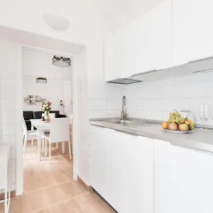 Appartamento By The Colosseum - White Chic Flats, Roma