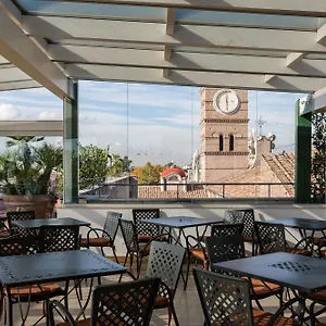 Bed & Breakfast Domus Sessoriana, Rome